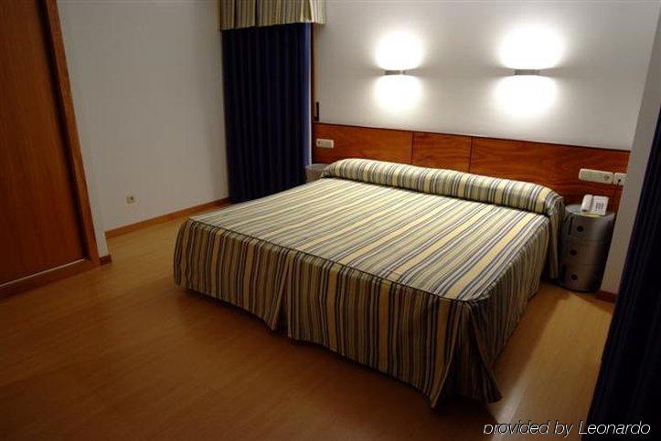 Colon Tuy Hotel Tui Bilik gambar